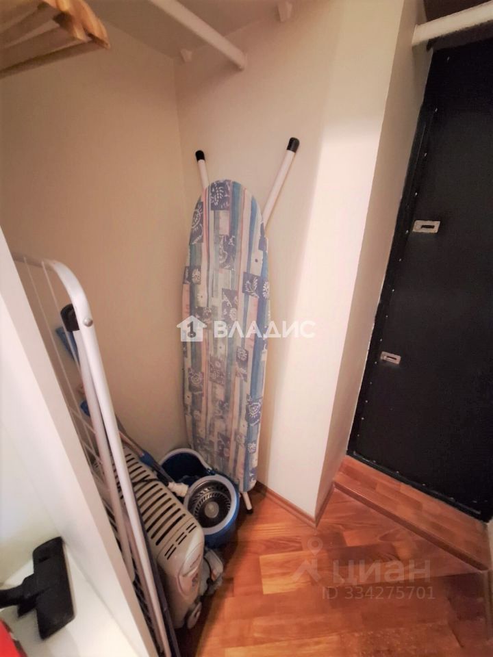 m. Shabolovskaya: Apartment, 2-rooms