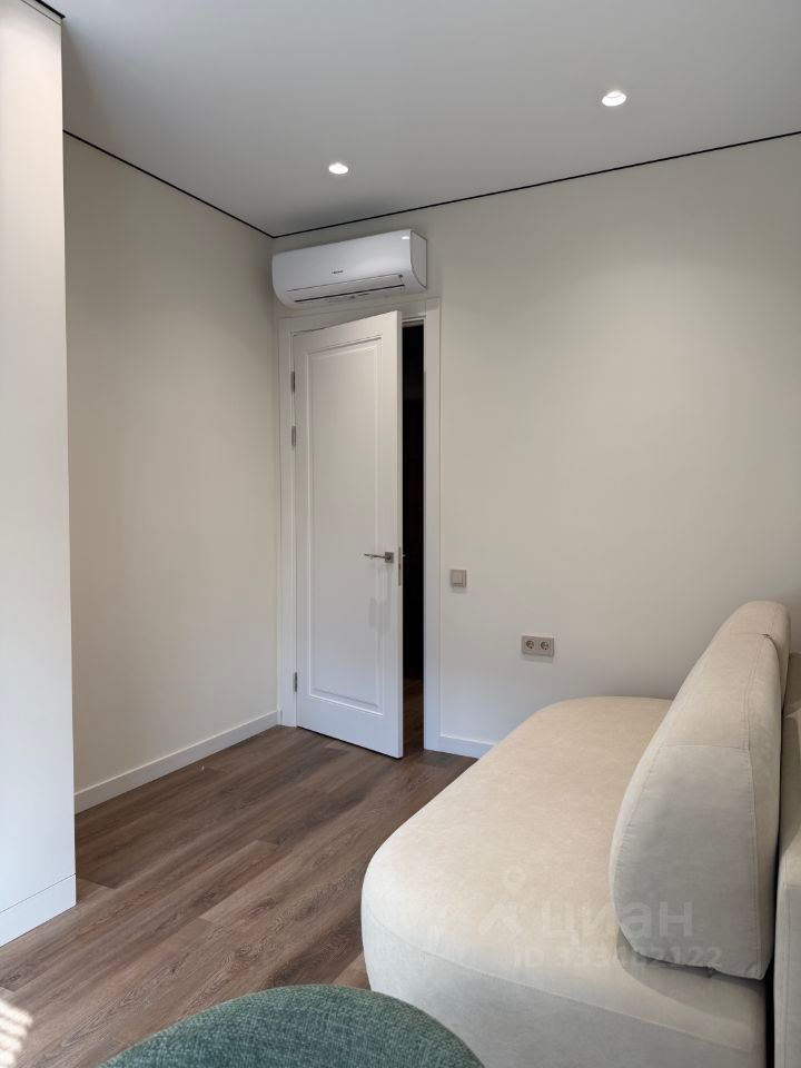 m. Shelepikha: Apartment, 2-rooms