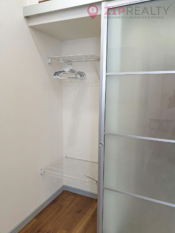 m. Delovoy tsentr: Apartment, 1-rooms