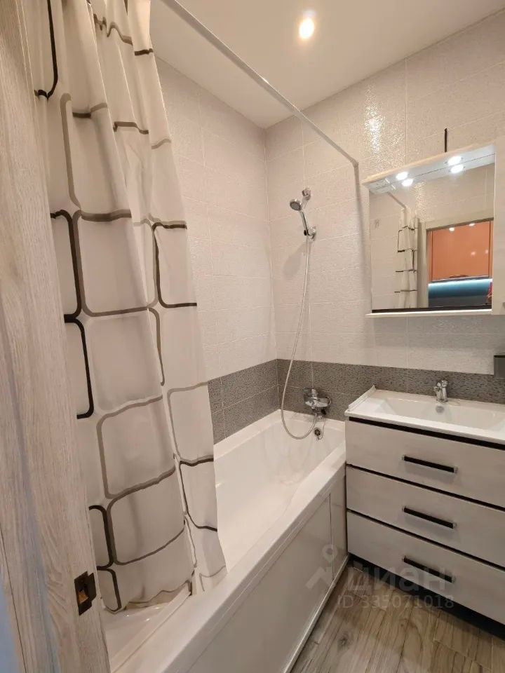 m. Krasnogorskaya: Apartment, studio