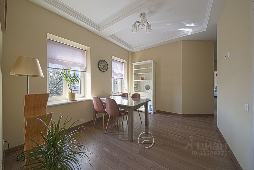 m. Tretyakovskaya: Apartment, 3-rooms