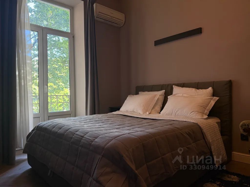 m. Tverskaya: Apartment, 2-rooms