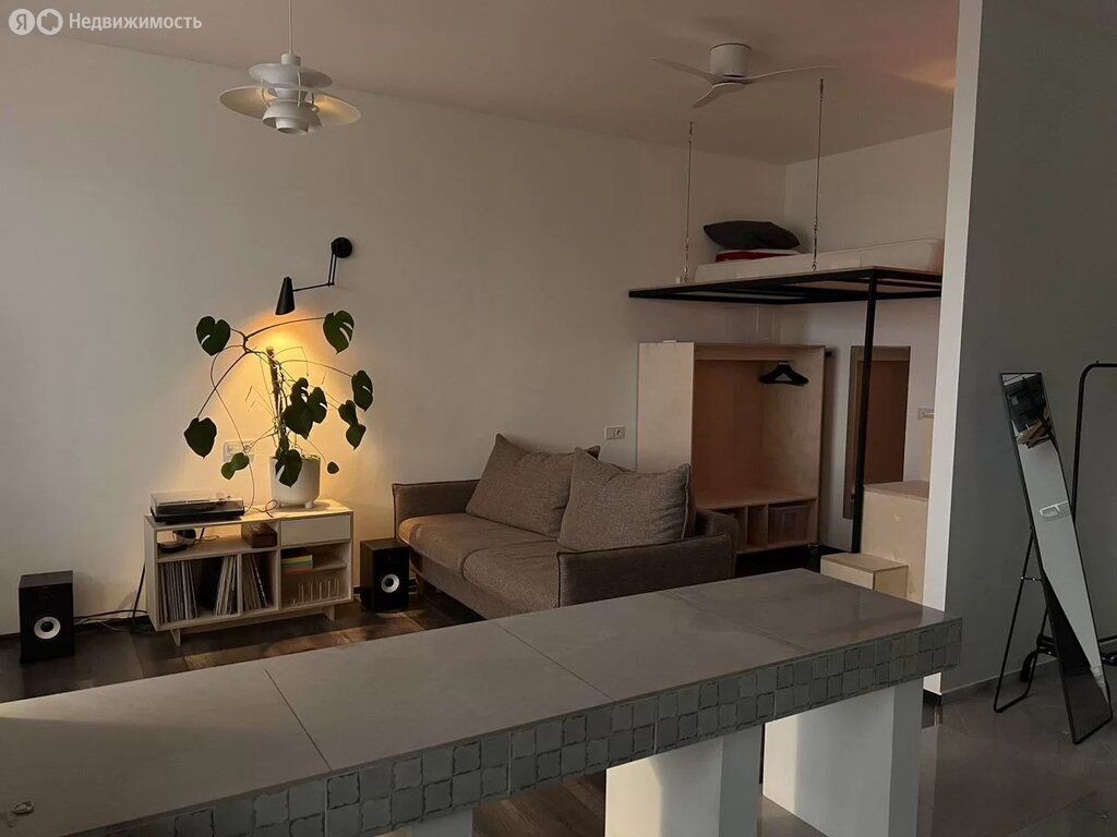 m. Tushinskaya: Apartment, studio