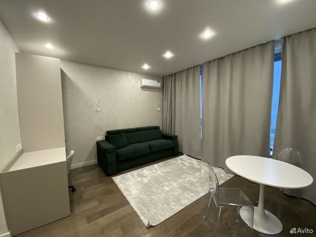 m. Moskva Tovarnaya: Apartment, studio