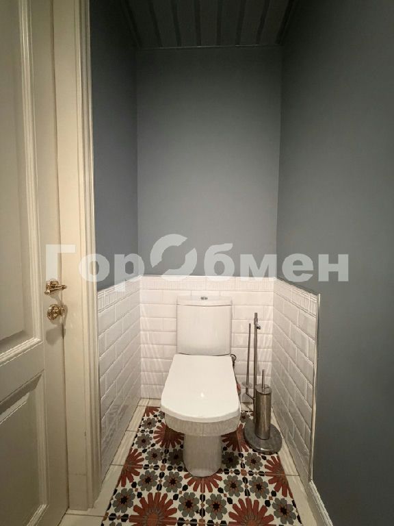 m. Annino: Apartment, 3-rooms