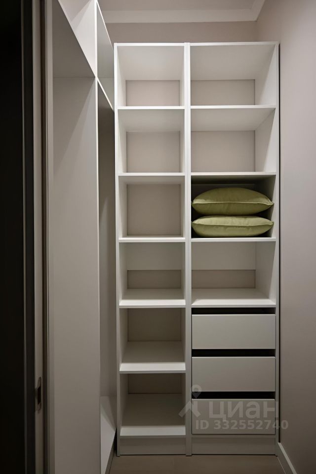 m. Oktyabrskoe pole: Apartment, 1-rooms