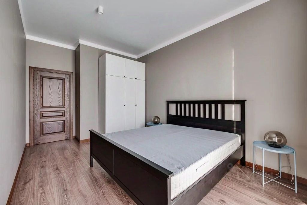 m. Ulitsa 1905 goda: Apartment, 2-rooms