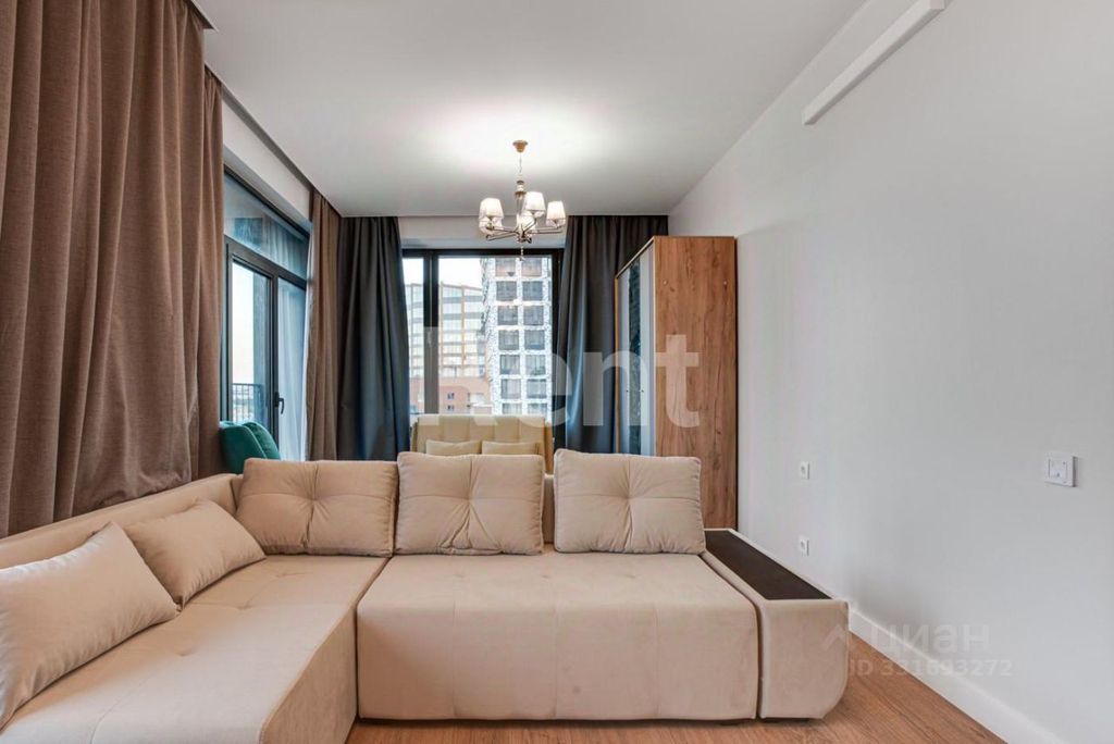 m. Verkhnie Kotly: Apartment, 2-rooms