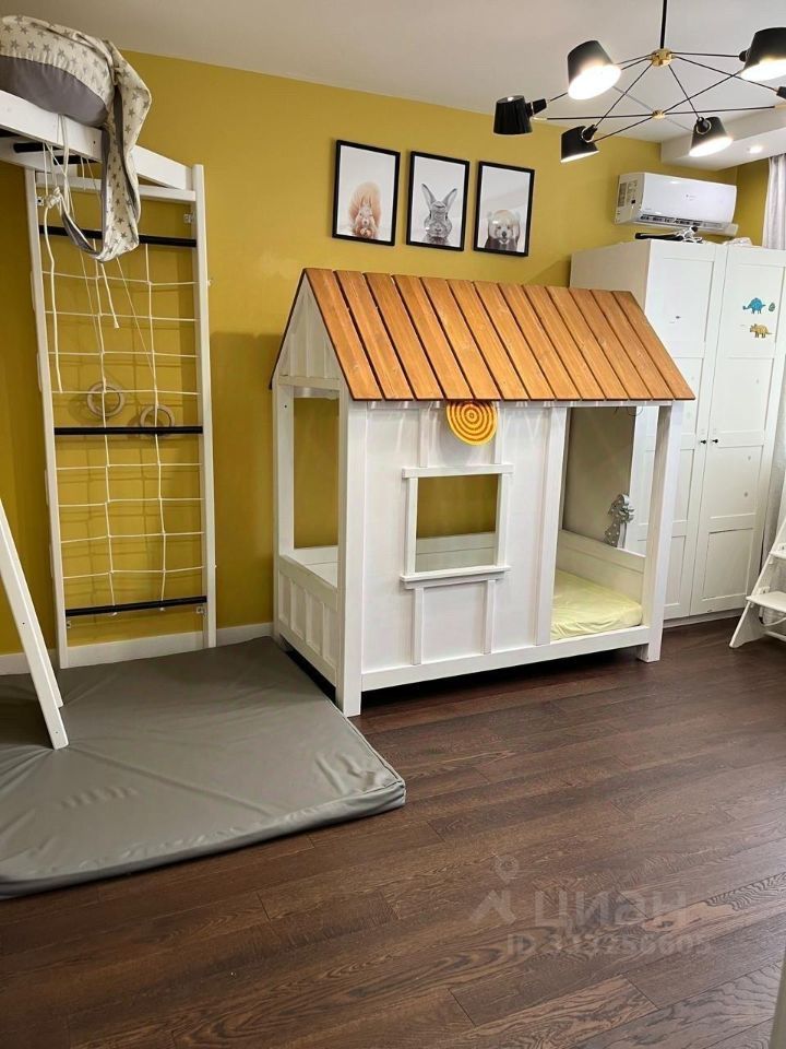 m. Khimki: Apartment, 2-rooms