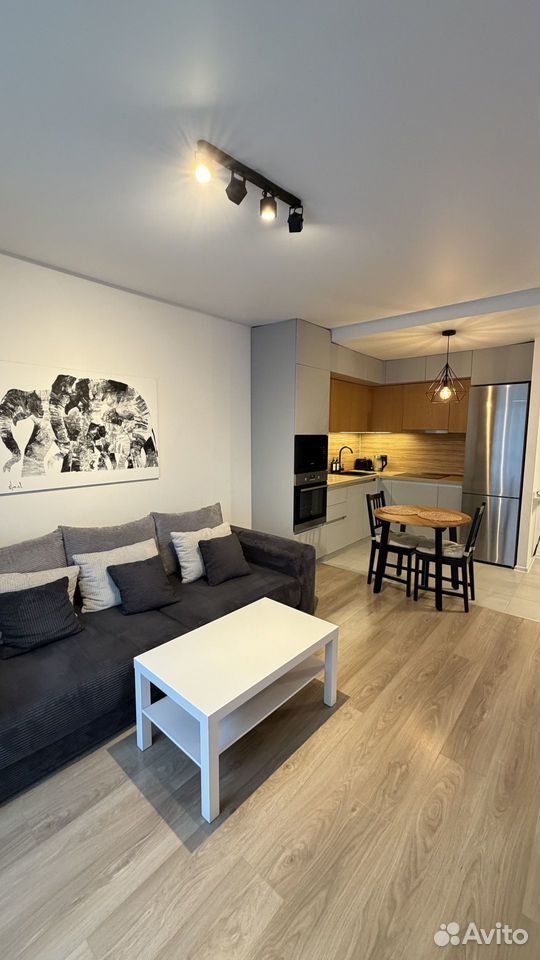 m. Lukhmanovskaya: Apartment, 1-rooms