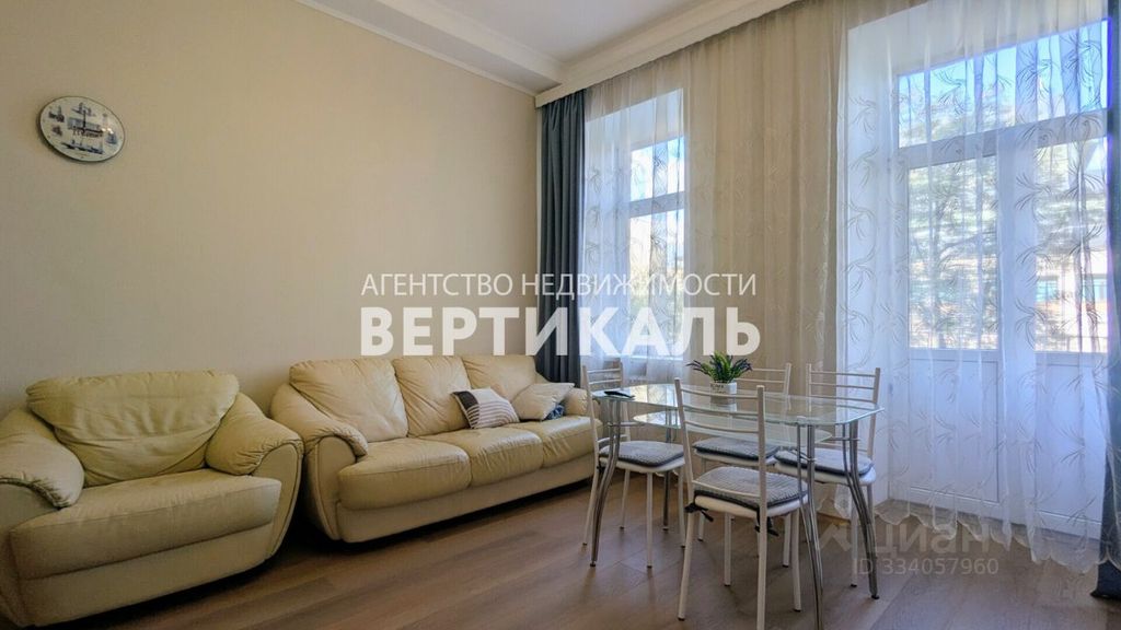 m. Okhotny ryad: Apartment, 2-rooms