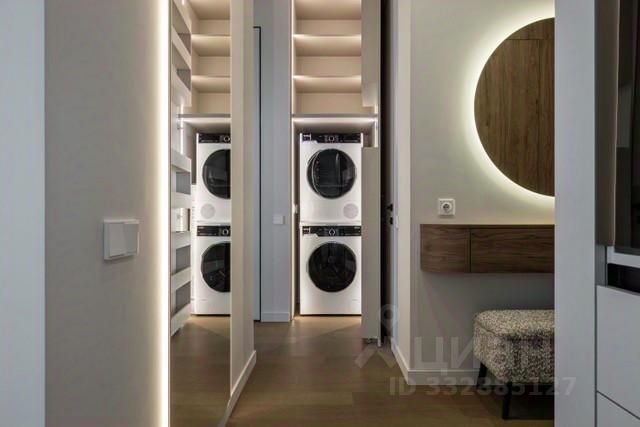 m. Aminyevskaya: Apartment, 3-rooms