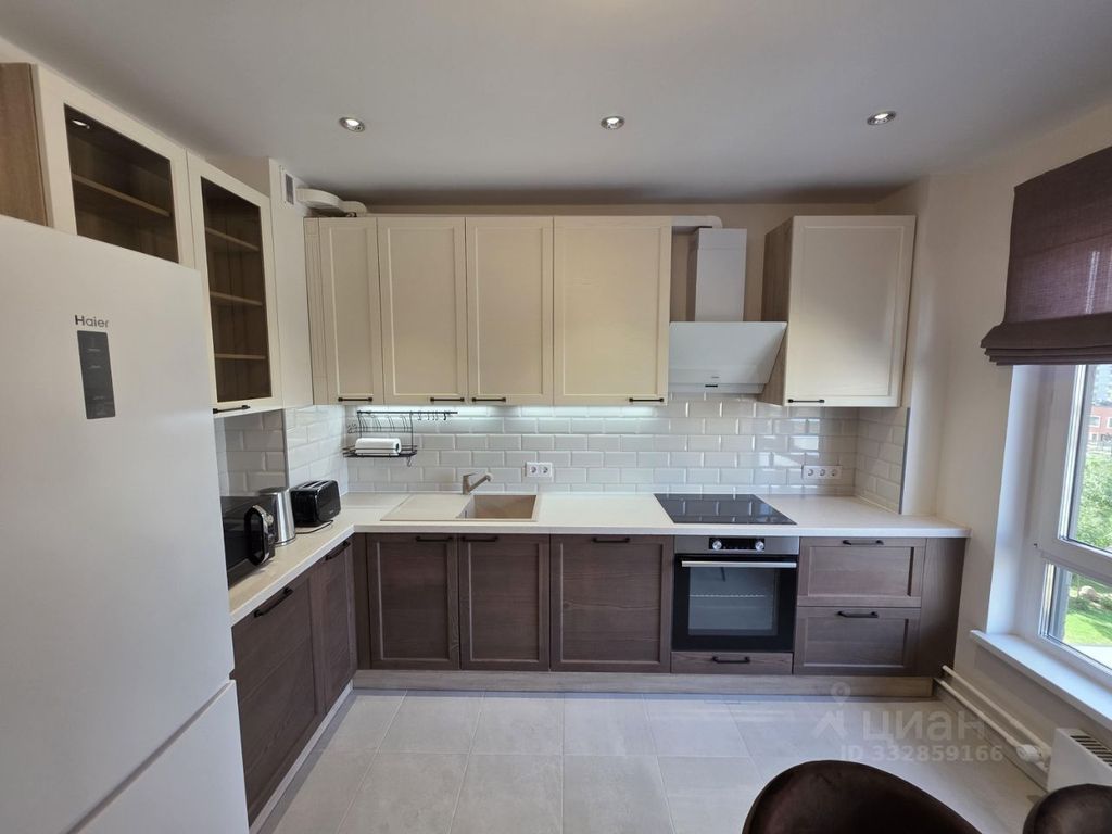 m. Aminyevskaya: Apartment, 2-rooms