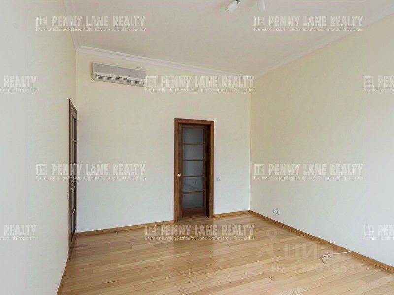 m. Kropotkinskaya: Apartment, 4-rooms
