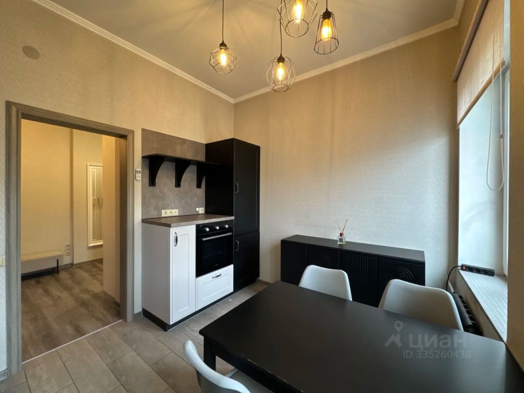 m. Okhotny ryad: Apartment, 2-rooms