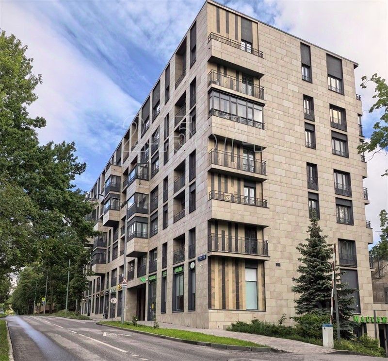 m. Rabochy Poselok: Apartment, studio