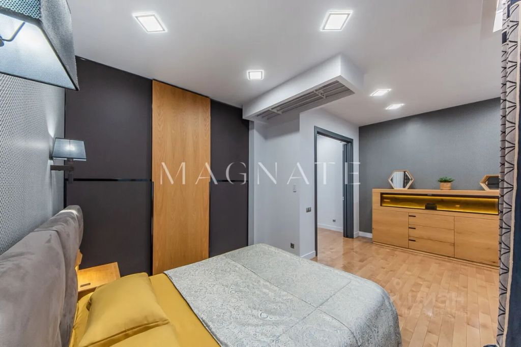 m. Zorge: Apartment, 2-rooms