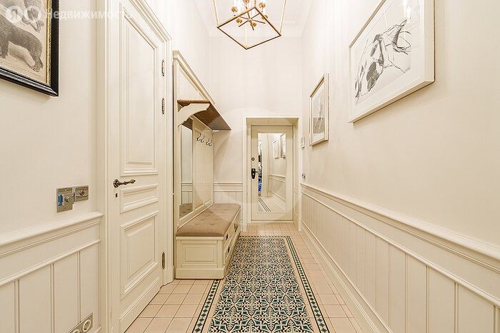 m. Chistye prudy: Apartment, 5-rooms