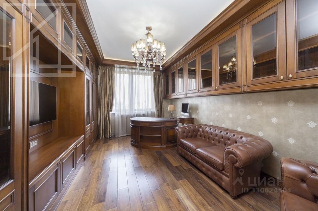 m. Smolenskaya: Apartment, 4-rooms