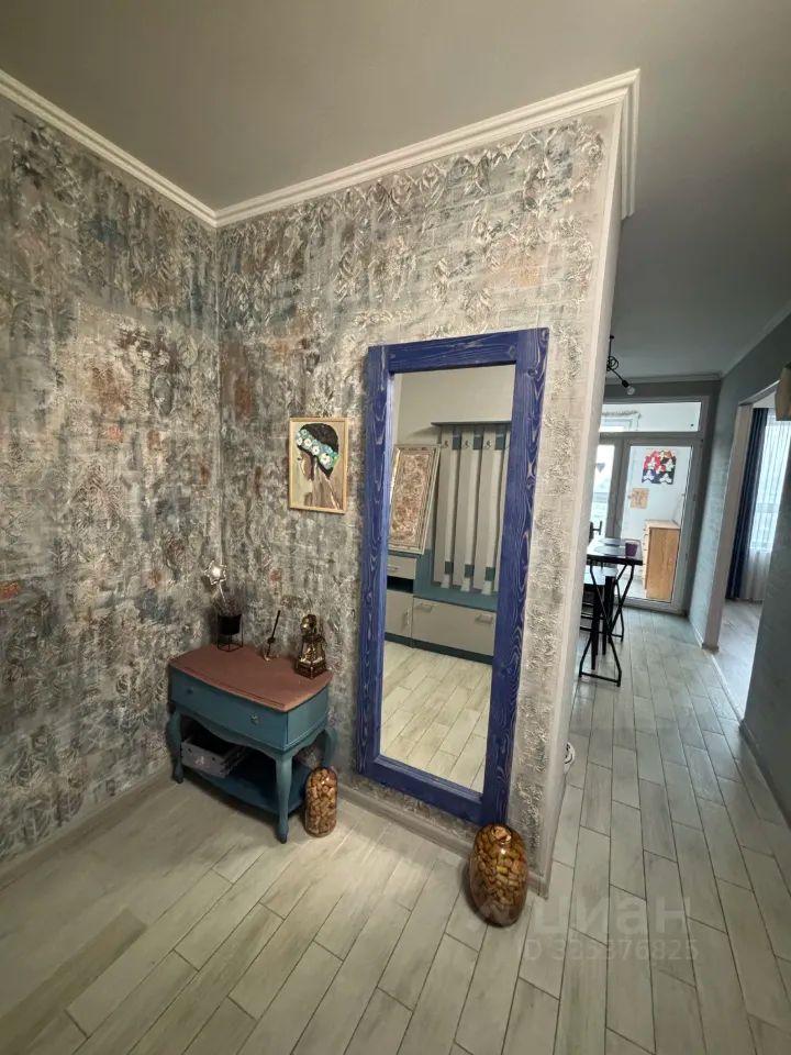 m. Lukhmanovskaya: Apartment, 2-rooms