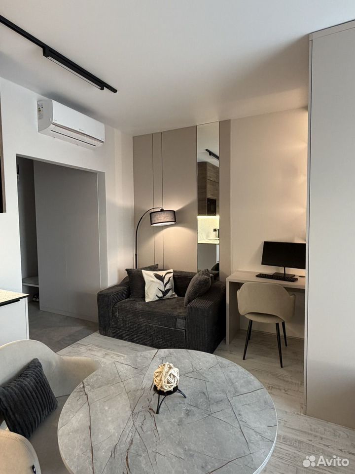 m. Park Pobedy: Apartment, studio