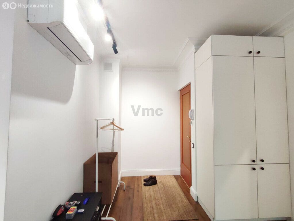 m. Tverskaya: Apartment, 2-rooms