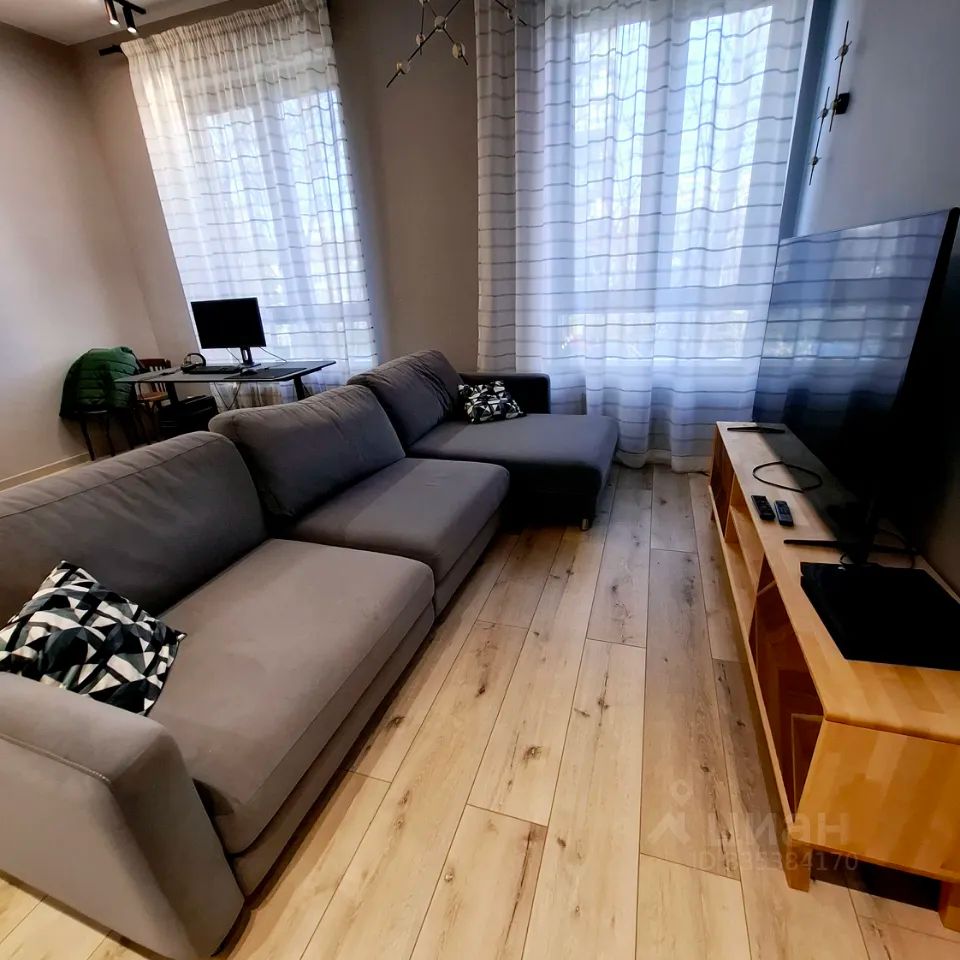 m. Molodezhnaya: Apartment, 2-rooms