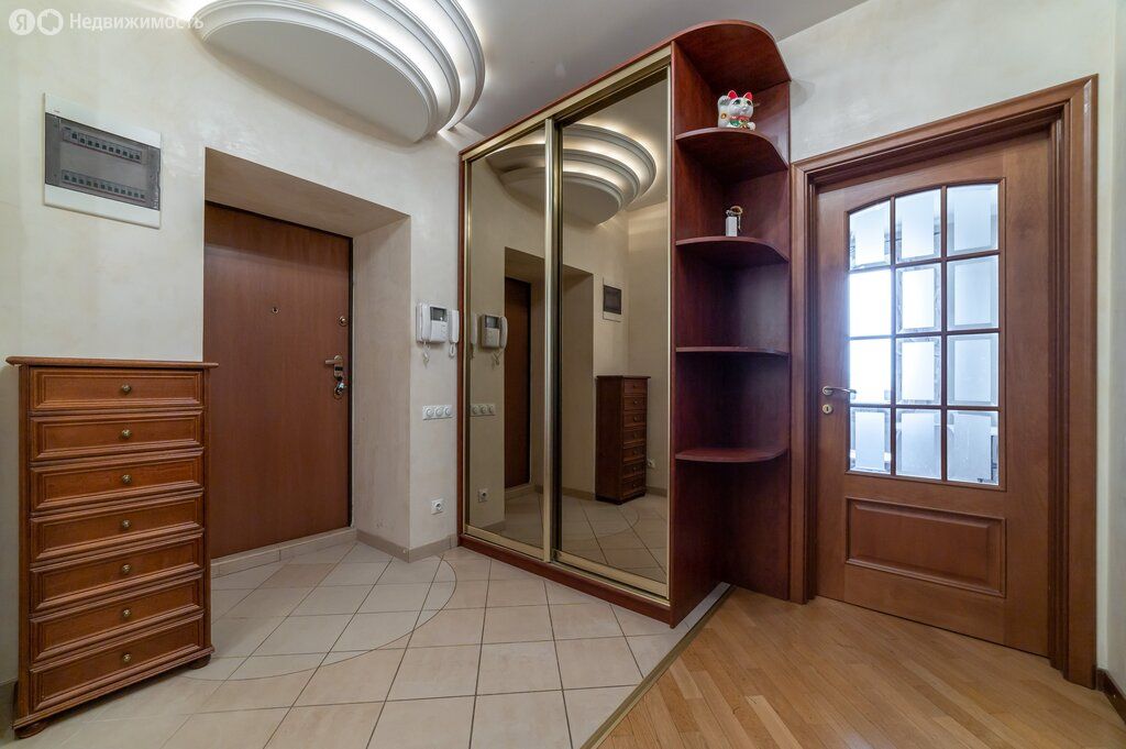 m. Polyanka: Apartment, 2-rooms