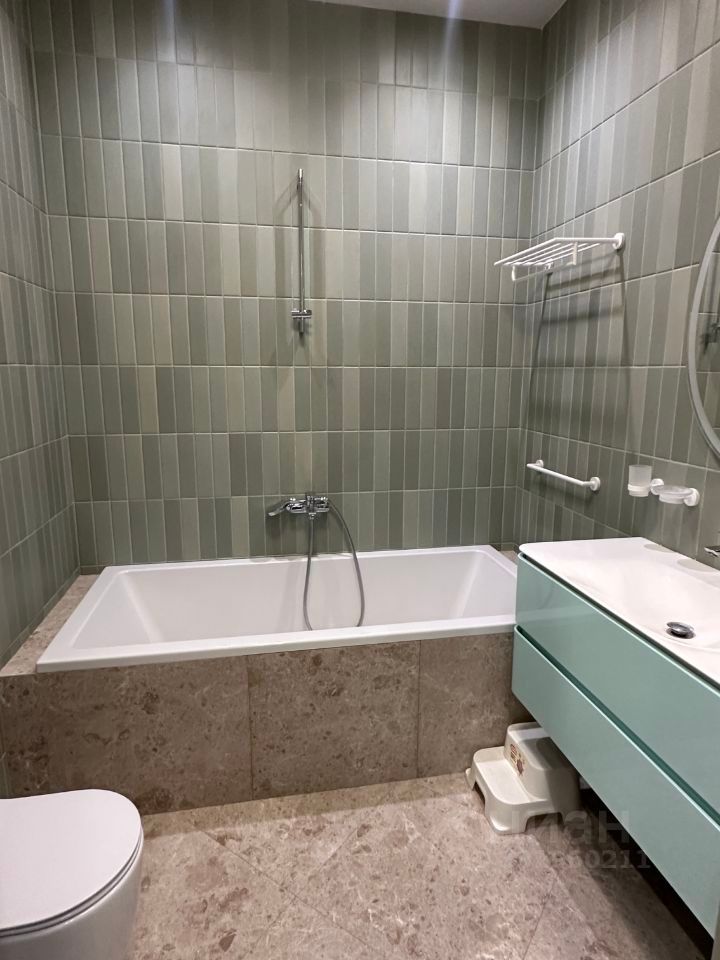 m. Delovoy tsentr (Vystavochnaya): Apartment, 3-rooms