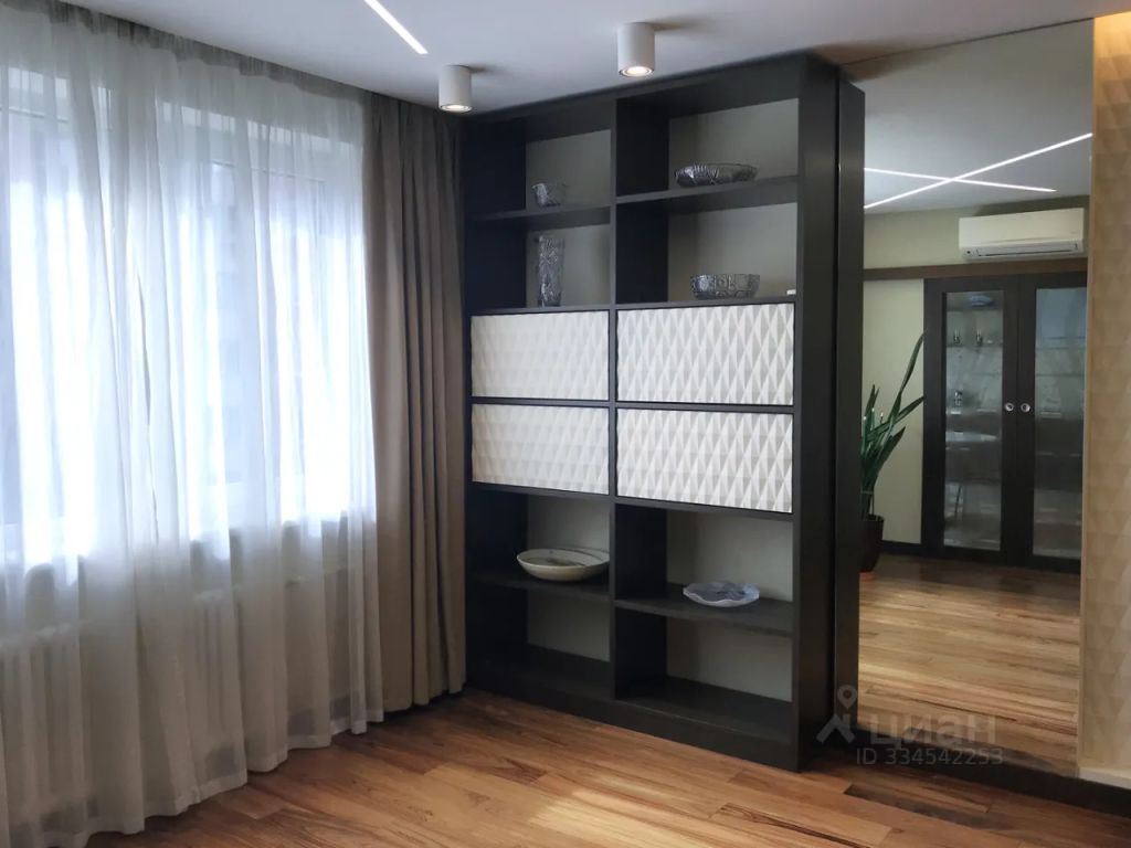 m. Myakinino: Apartment, 3-rooms