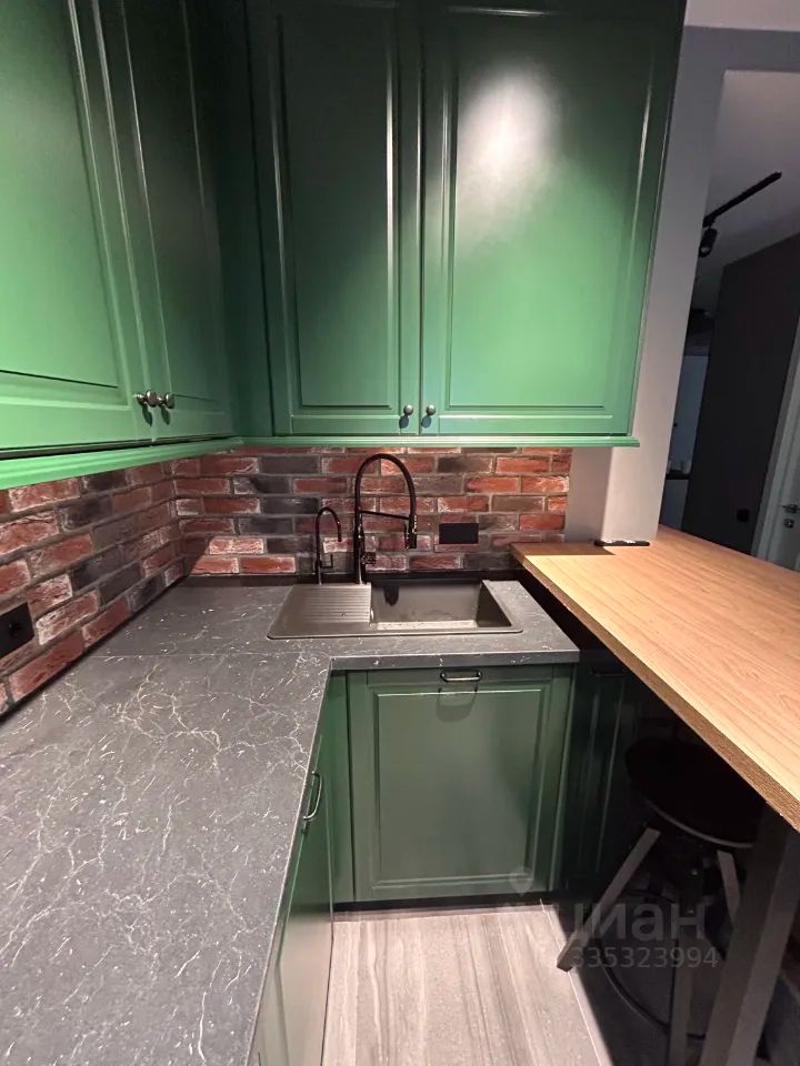 m. Dmitrovskaya: Apartment, studio