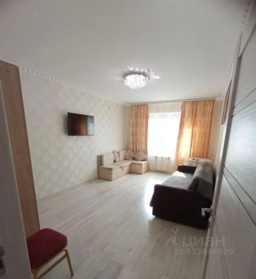 m. Bulvar Dmitriya Donskogo: Apartment, 2-rooms