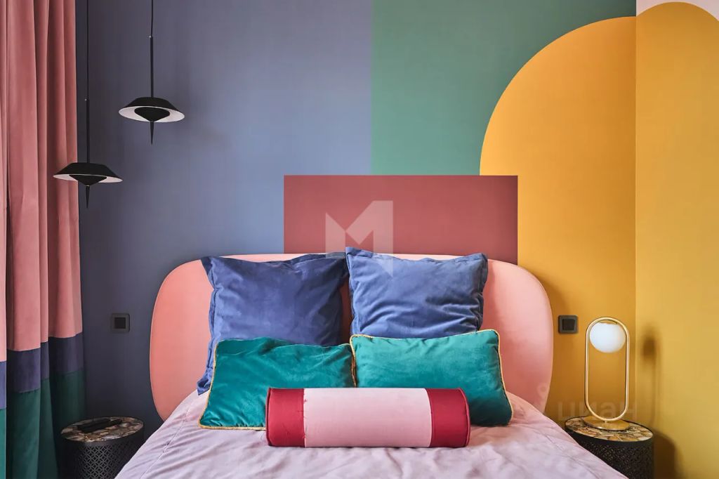 m. ZIL: Apartment, 2-rooms
