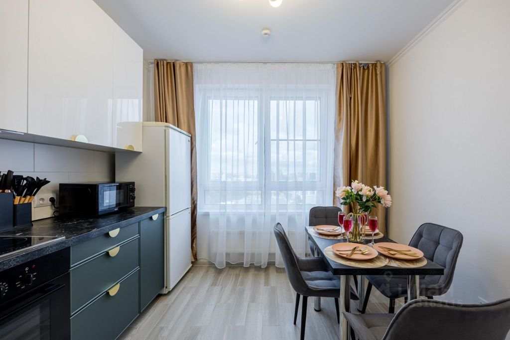 m. Nagornaya: Apartment, 2-rooms