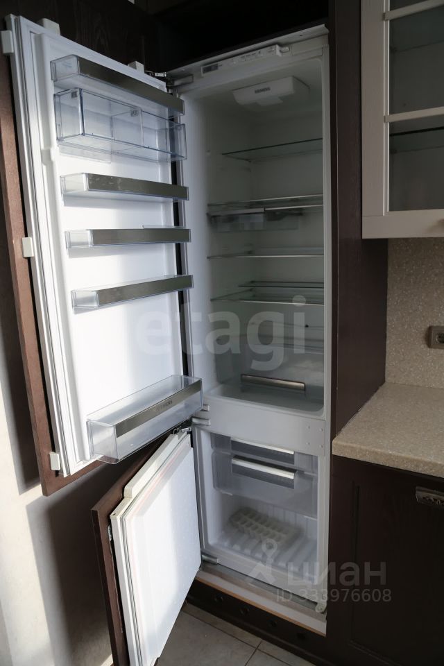 m. Narodnoe Opolchenie: Apartment, 2-rooms