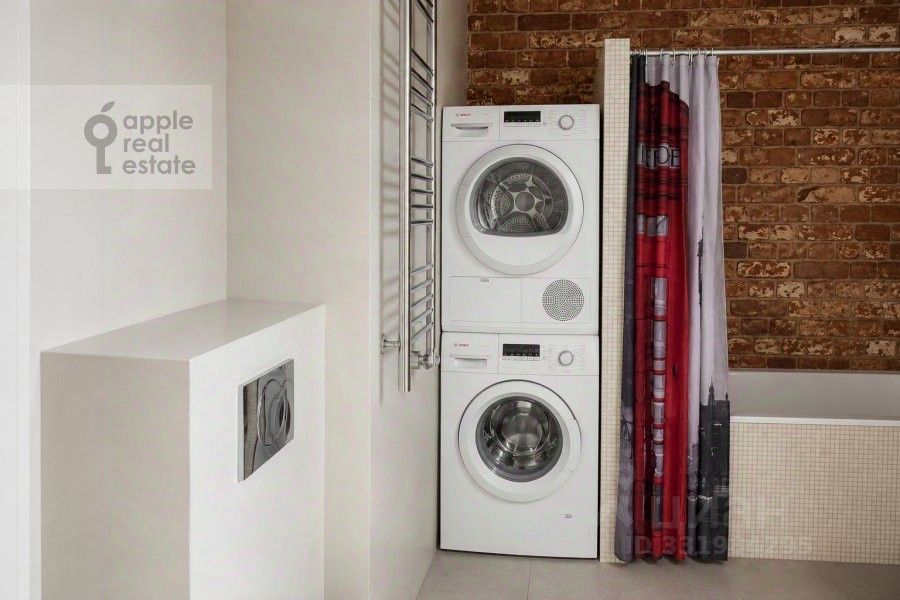 m. Verkhnie Kotly: Apartment, 3-rooms