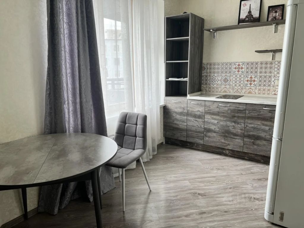 m. Narodnoe Opolchenie: Apartment, 1-rooms