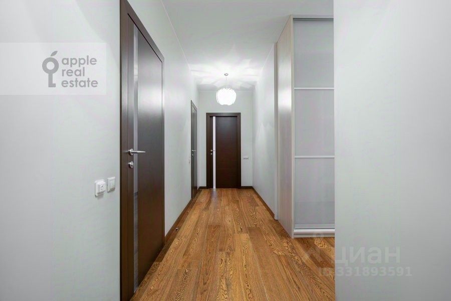 m. Chkalovskaya: Apartment, 3-rooms