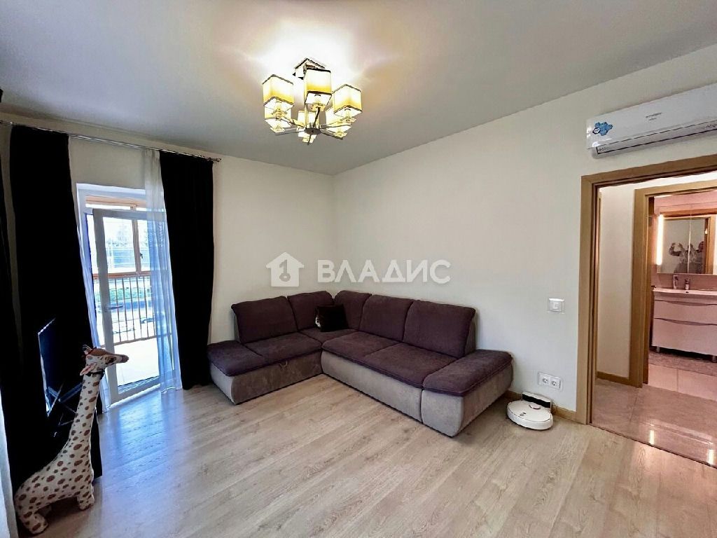 m. Botanichesky sad: Apartment, 2-rooms