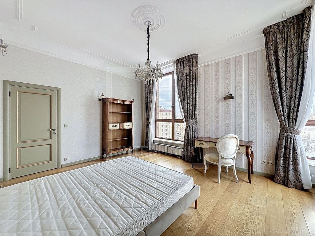 m. Frunzenskaya: Apartment, 4-rooms