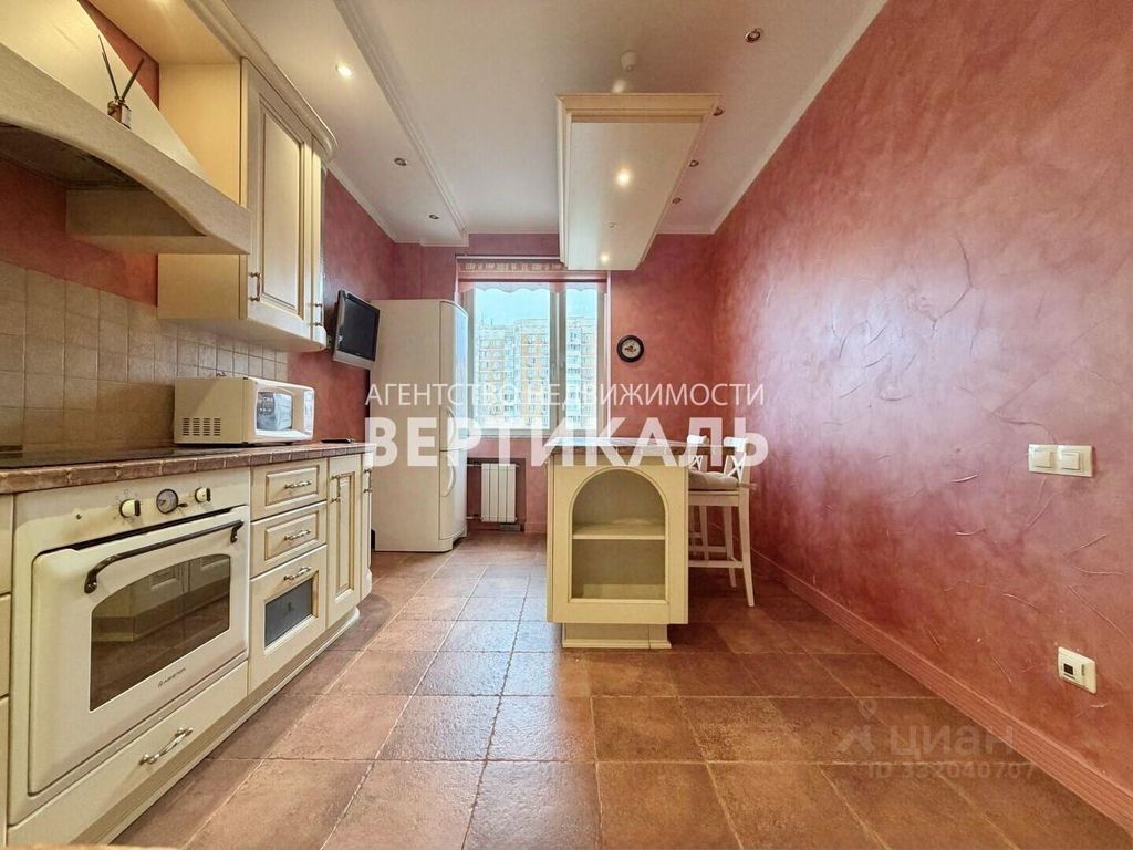 m. Novatorskaya: Apartment, 3-rooms