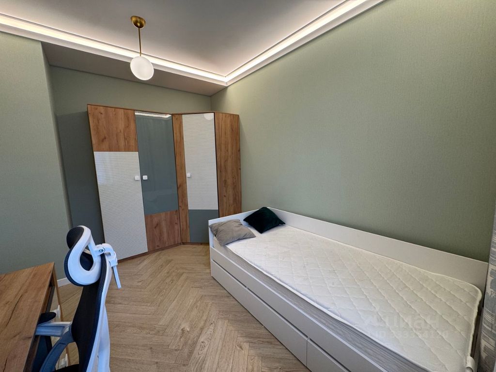 m. Oktyabrskoe pole: Apartment, 2-rooms