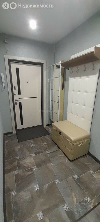 m. Molzhaninovo: Apartment, 2-rooms