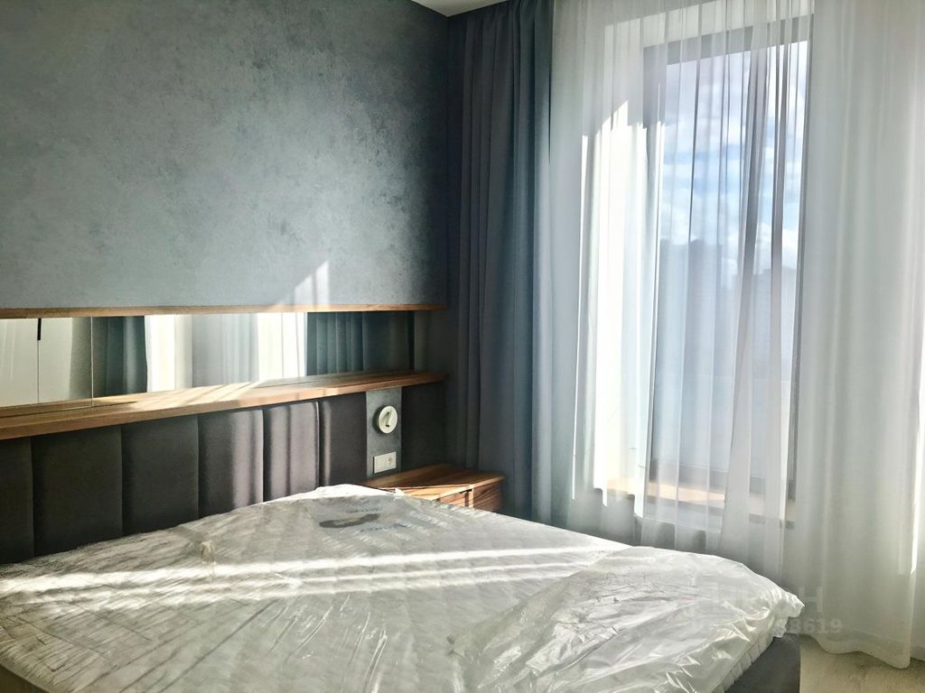 m. Molodezhnaya: Apartment, 2-rooms