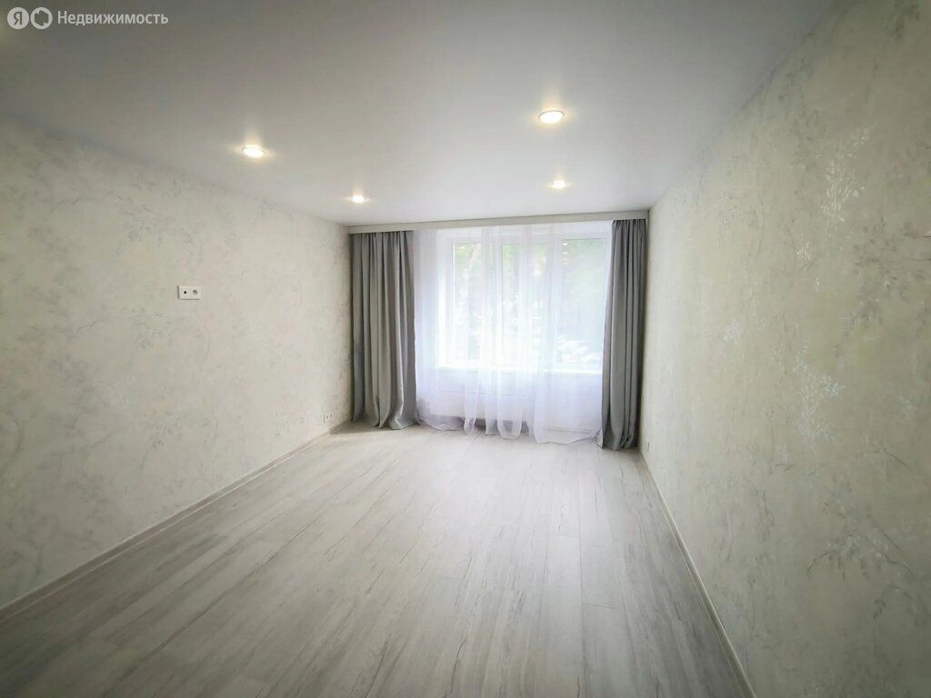 m. Polyanka: Apartment, 2-rooms