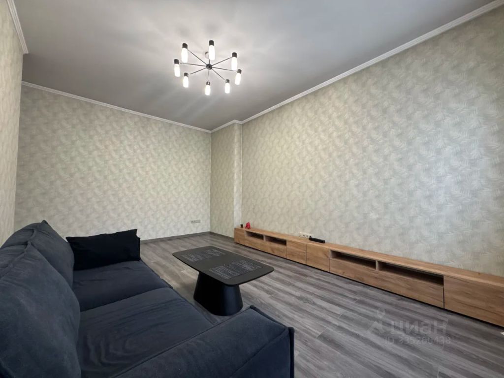 m. Okhotny ryad: Apartment, 2-rooms