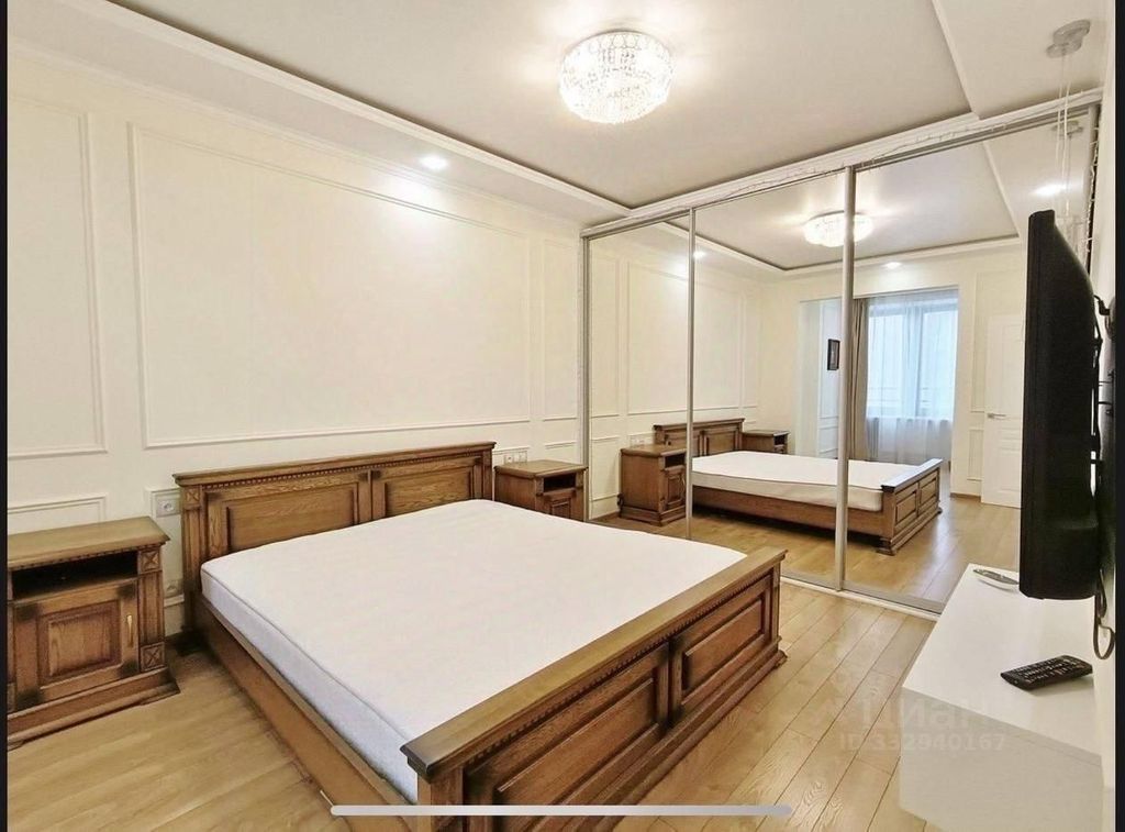 m. Dmitrovskaya: Apartment, 2-rooms