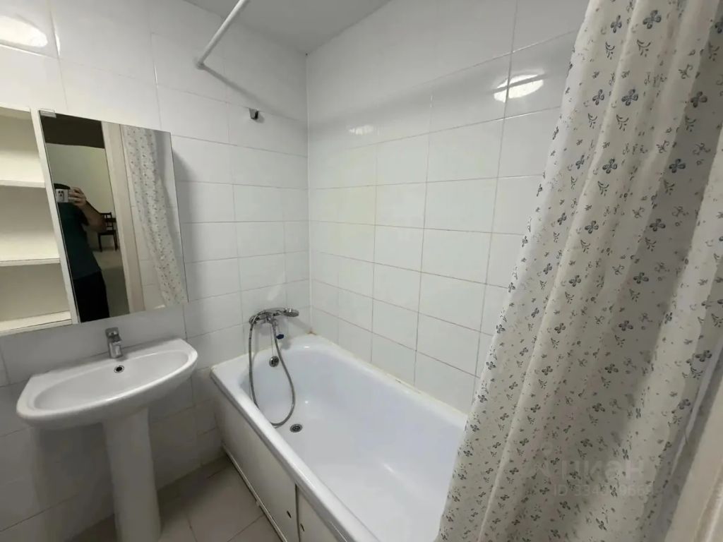 m. Ulitsa Dmitrievskogo: Apartment, 2-rooms