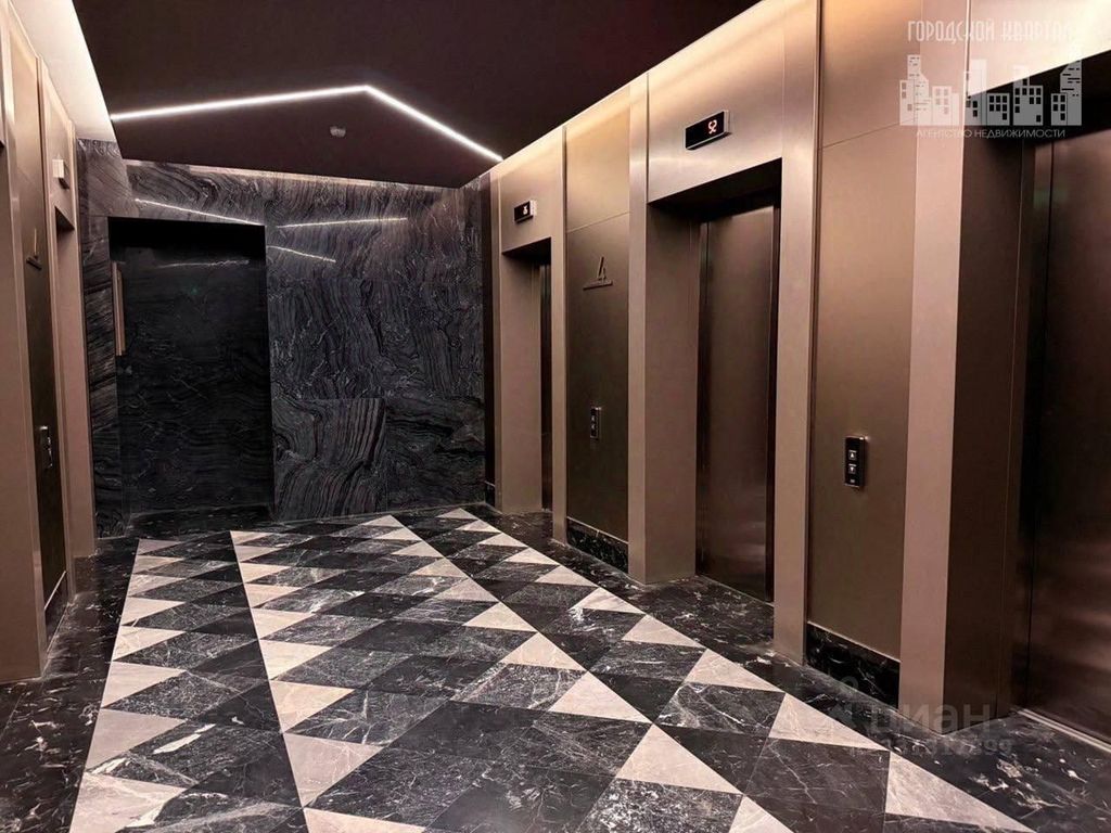 m. Narodnoe Opolchenie: Apartment, 2-rooms