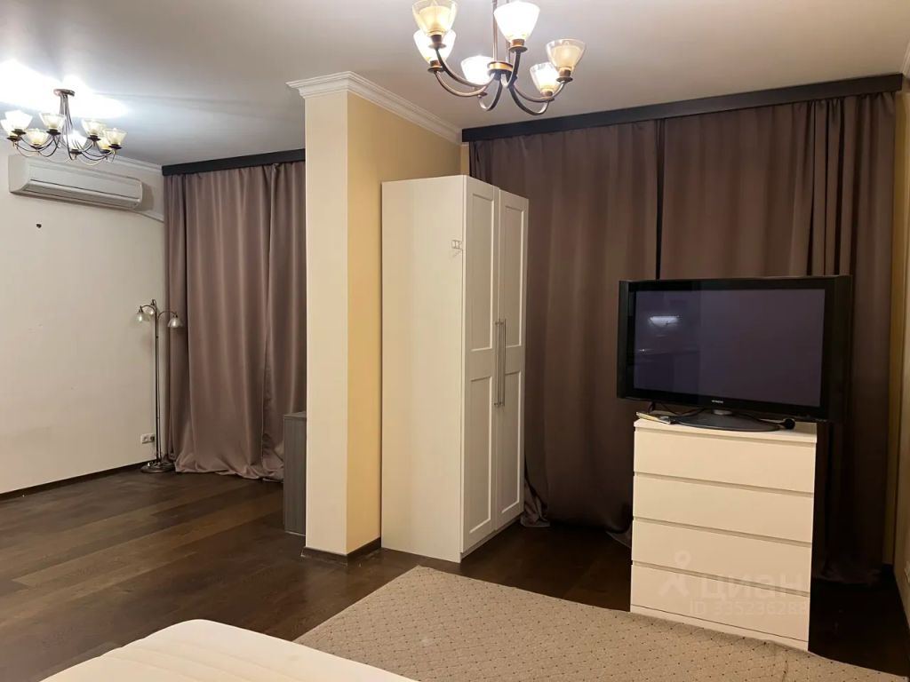 m. Molodezhnaya: Apartment, 1-rooms